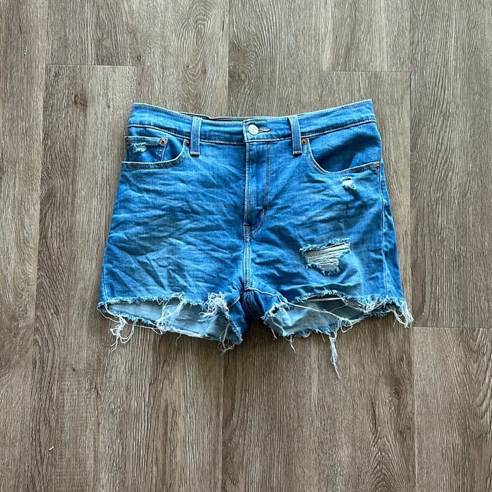 Levi's High Rise Distressed Denim Shorts Size 29 Medium Wash